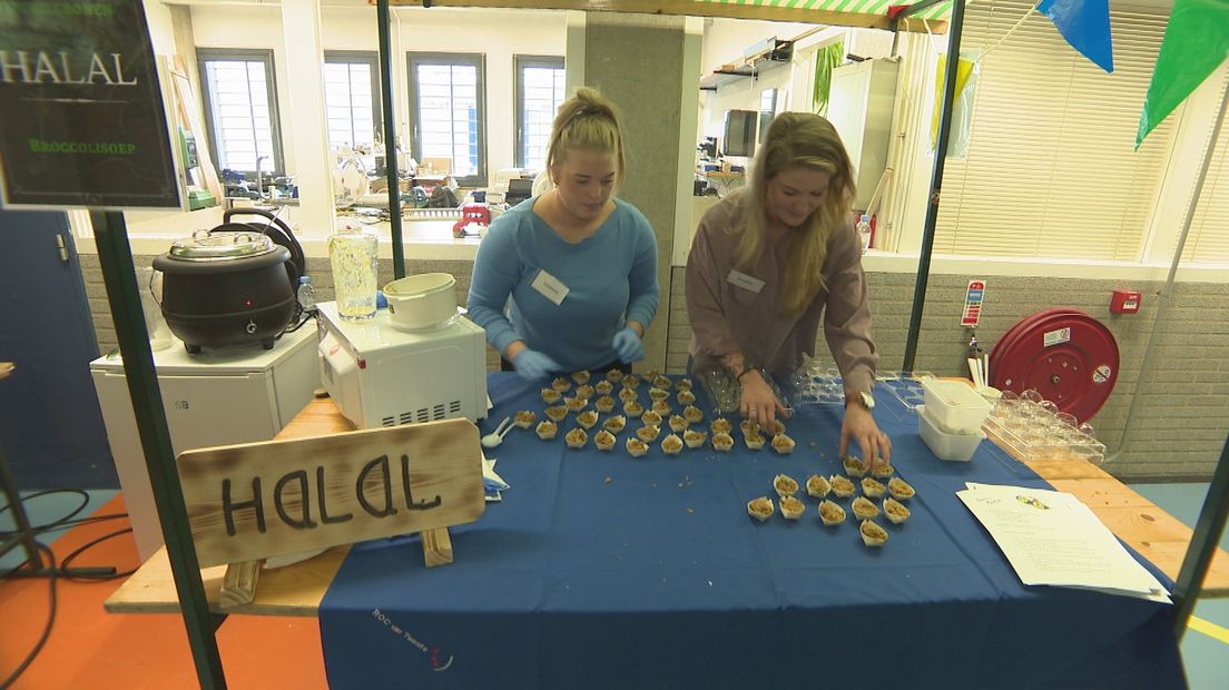 Studenten ROC van Twente koken voor gedetineerden in PI Almelo