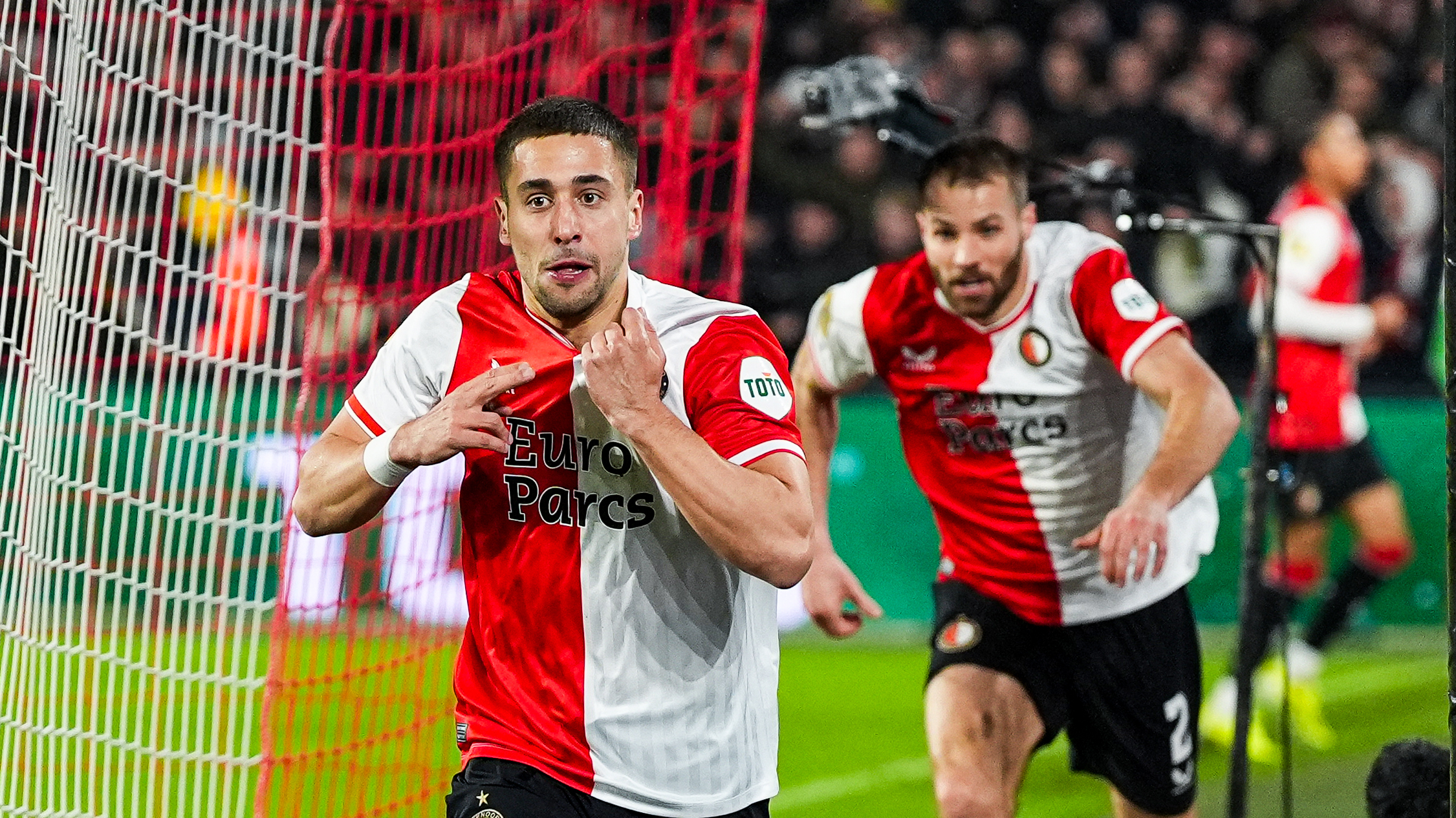 LEES TERUG: Feyenoord-FC Groningen (2-1) - Rijnmond