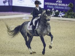 Jury stuurt amazone Zweistra naar huis in wereldbekerfinale vanwege schaafwond paard