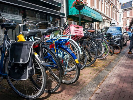 Duinoord krijgt meer fietsvakken: 36 parkeerplekken voor auto's verdwijnen