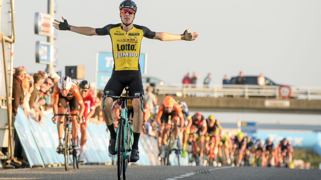 Timo Roosen won de eerste editie van de Tacx Pro Classic in 2017