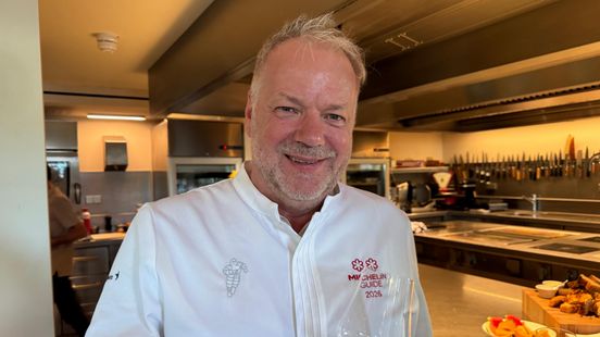 Chef-kok dolblij na winst twee Michelinsterren: 'We hebben dit samen gedaan' Home