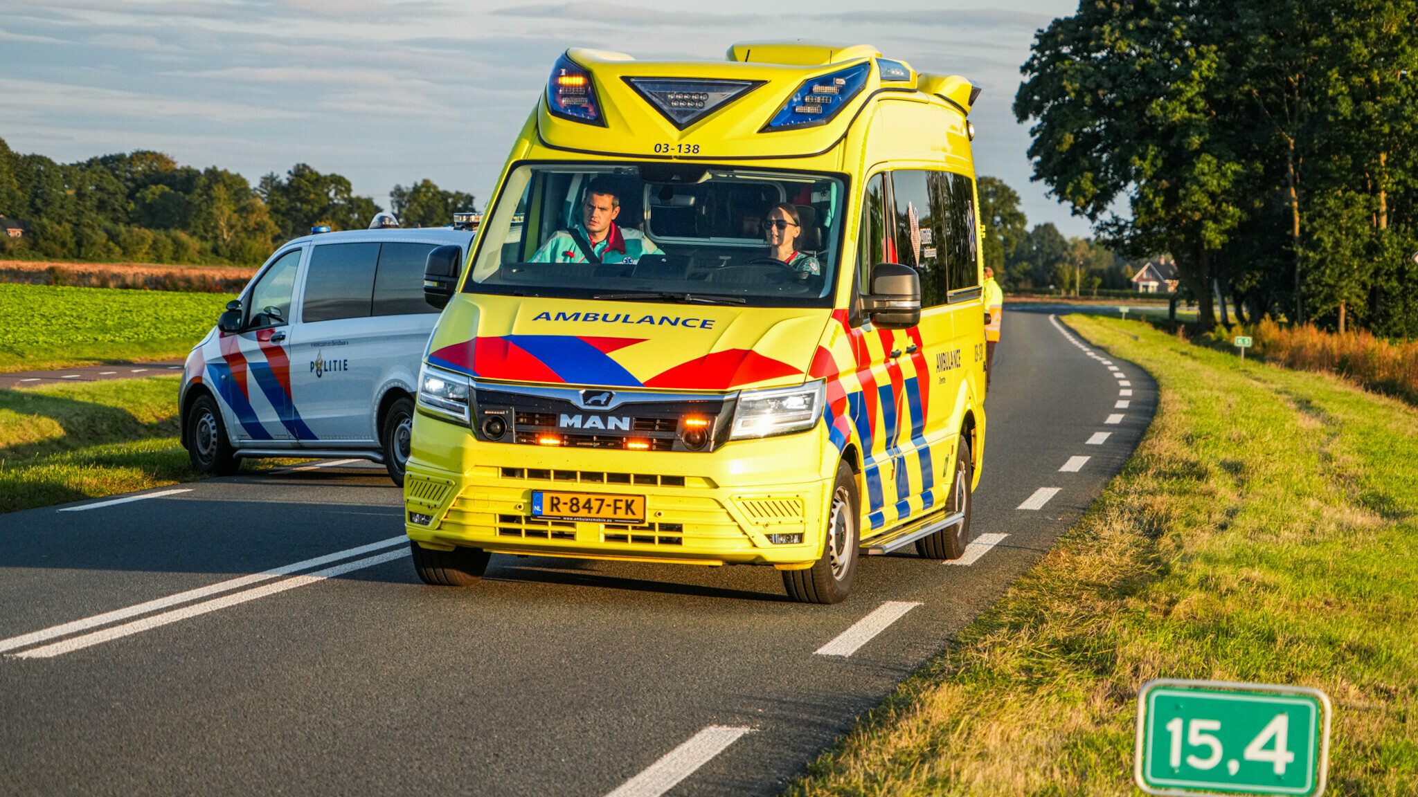 Twee gewonden bij auto-ongeluk in Valthermond.