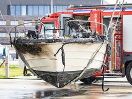 112-nieuws: Boot in jachthaven Lemmer verloren gegaan door brand