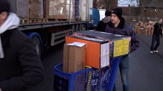 Gelderlanders kopen massaal vuurwerk in Duitsland