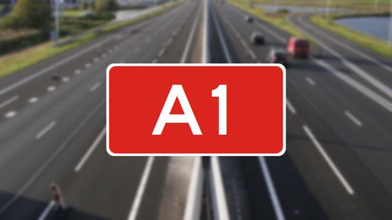 Verkeer lang in de file door ongeluk op A1 bij Amersfoort. Verkeer lang in de file door ongeluk op A1 bij Amersfoort.