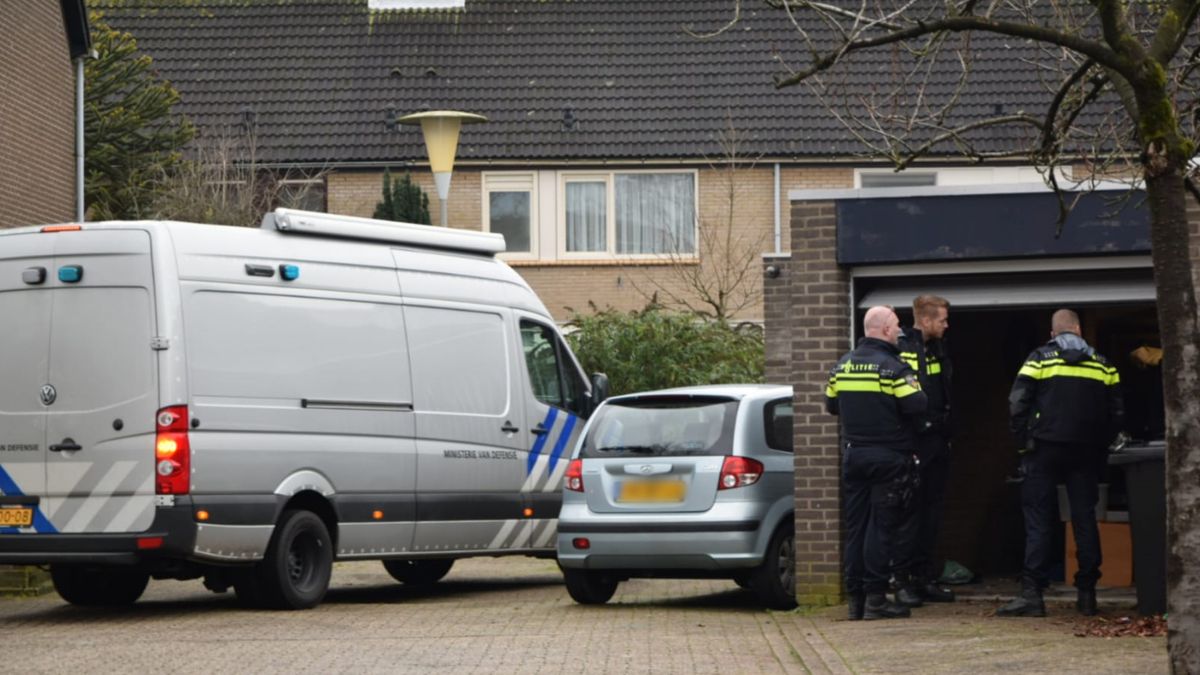 Honderden kilo's zwaar vuurwerk in Arnhemse woonwijk, EOD opgeroepen