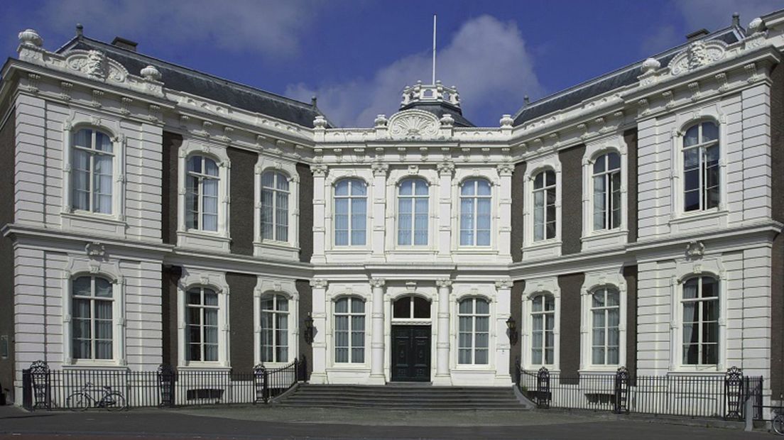 Paleis Kneuterdijk 