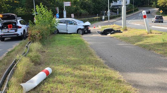 112-nieuws: Auto vliegt uit de bocht bij Rhenen | Boot dreigt te zinken Home