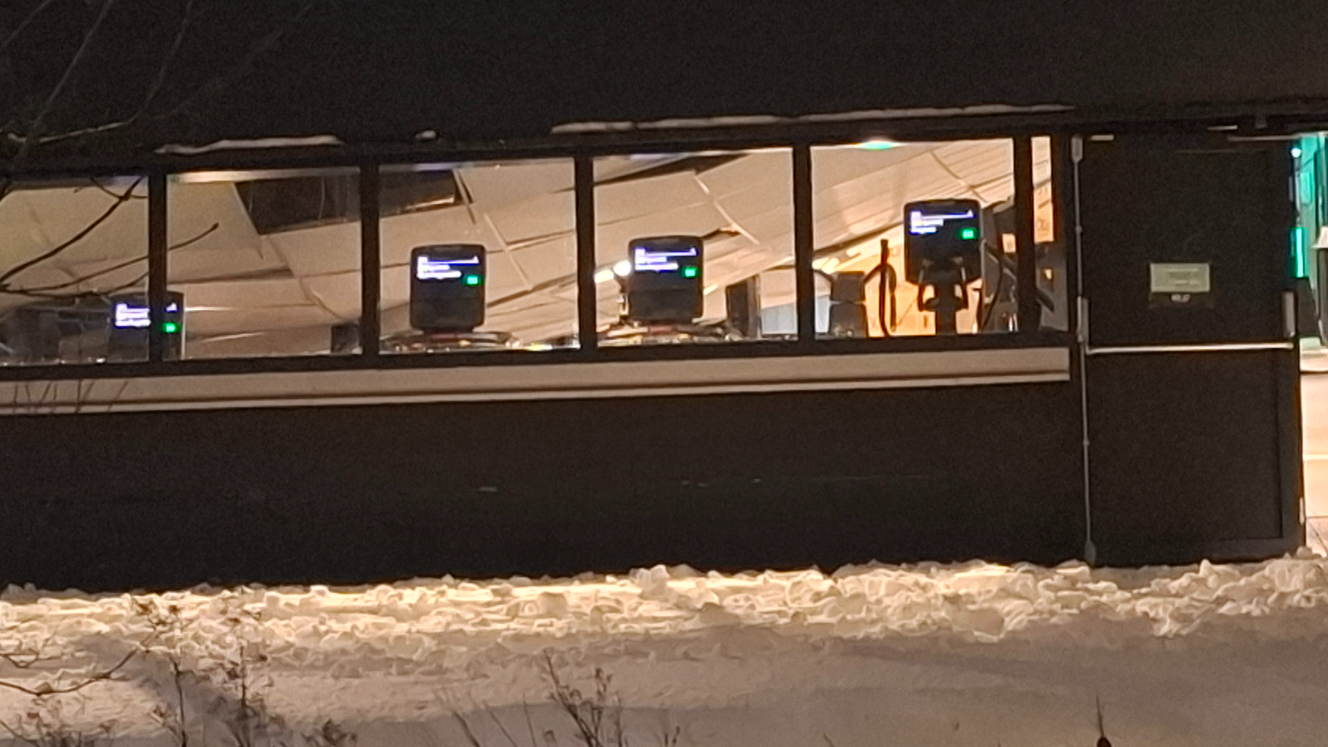 8ebcb4ab-3122-3b2a-98d2-0fbec696dd66.jpg?width=1104&height=620&aspect_ratio=1104:620&cb=97e9a5bdd00df806465fb0dc4a854e53