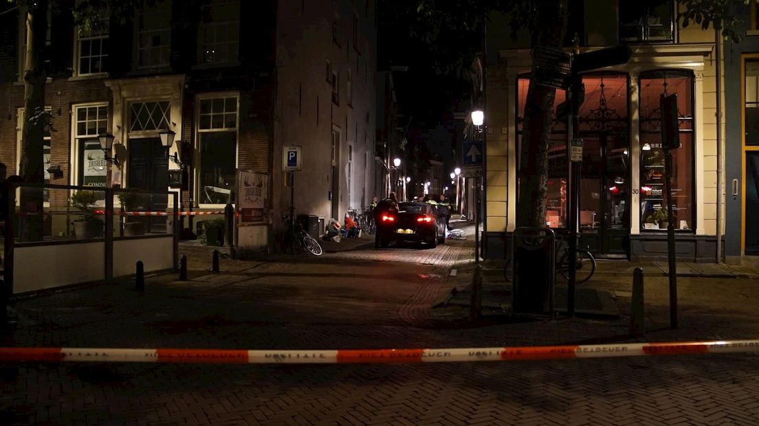 Politie lost waarschuwingsschot in Deventer