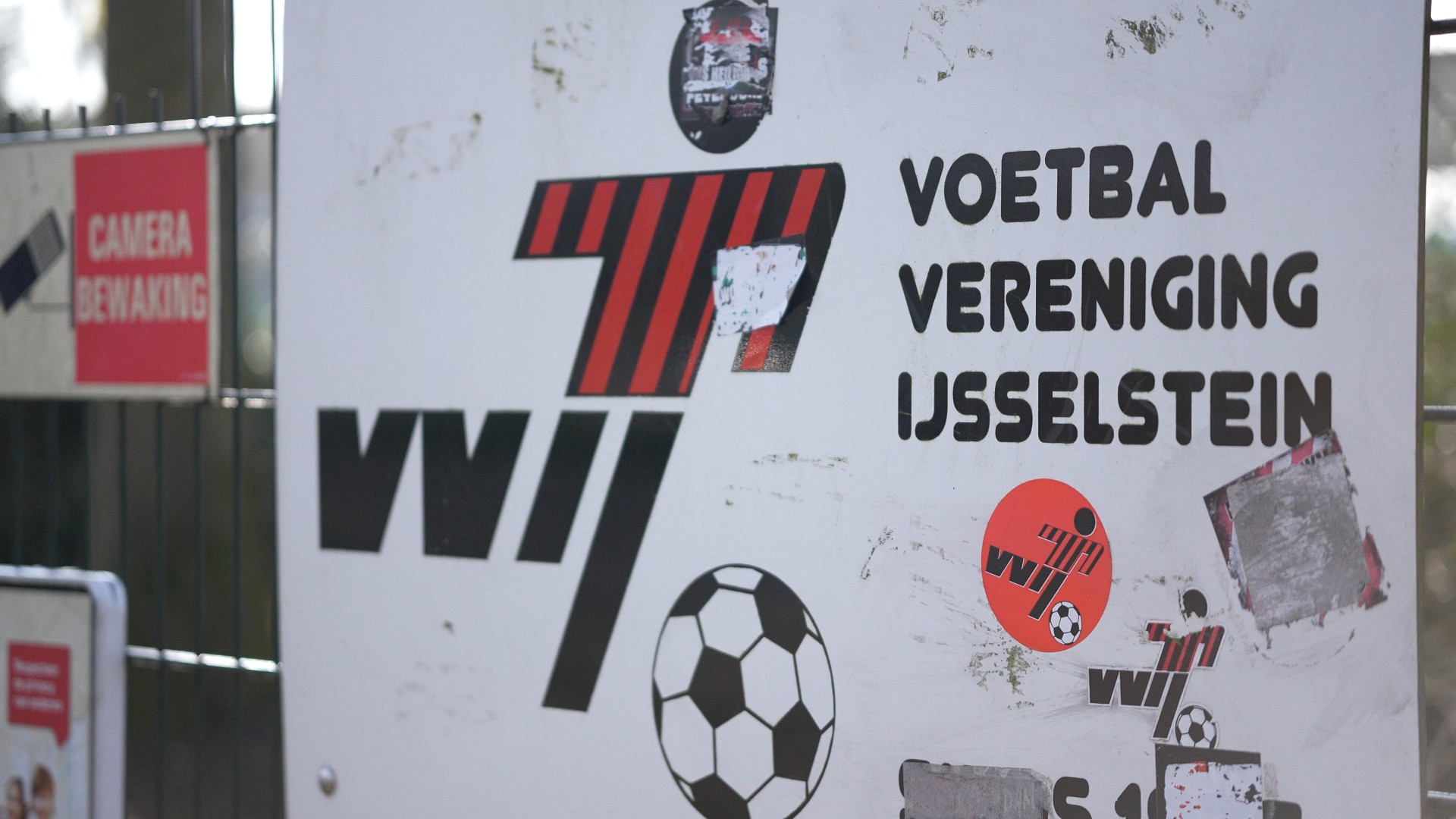 Voetbalbond dreigt VVIJ 3 uit competitie te zetten als team gestaakte wedstrijd niet afmaakt