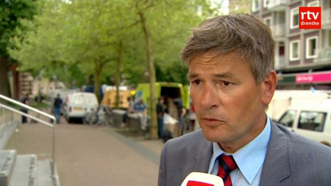 Advocaat Tjalling van der Goot pleit voor terughoudendheid (Rechten: archief RTV Drenthe)