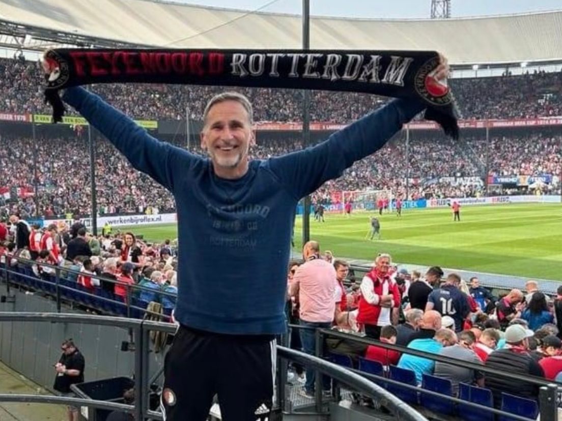 Robert Smits tijdens de kampioenswedstrijd tegen Go Ahead Eagles, mei 2023