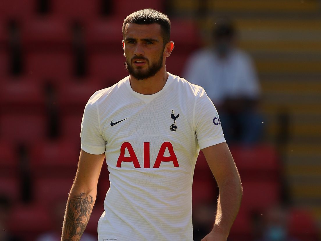 Troy Parrott in het shirt van Tottenham Hotspur