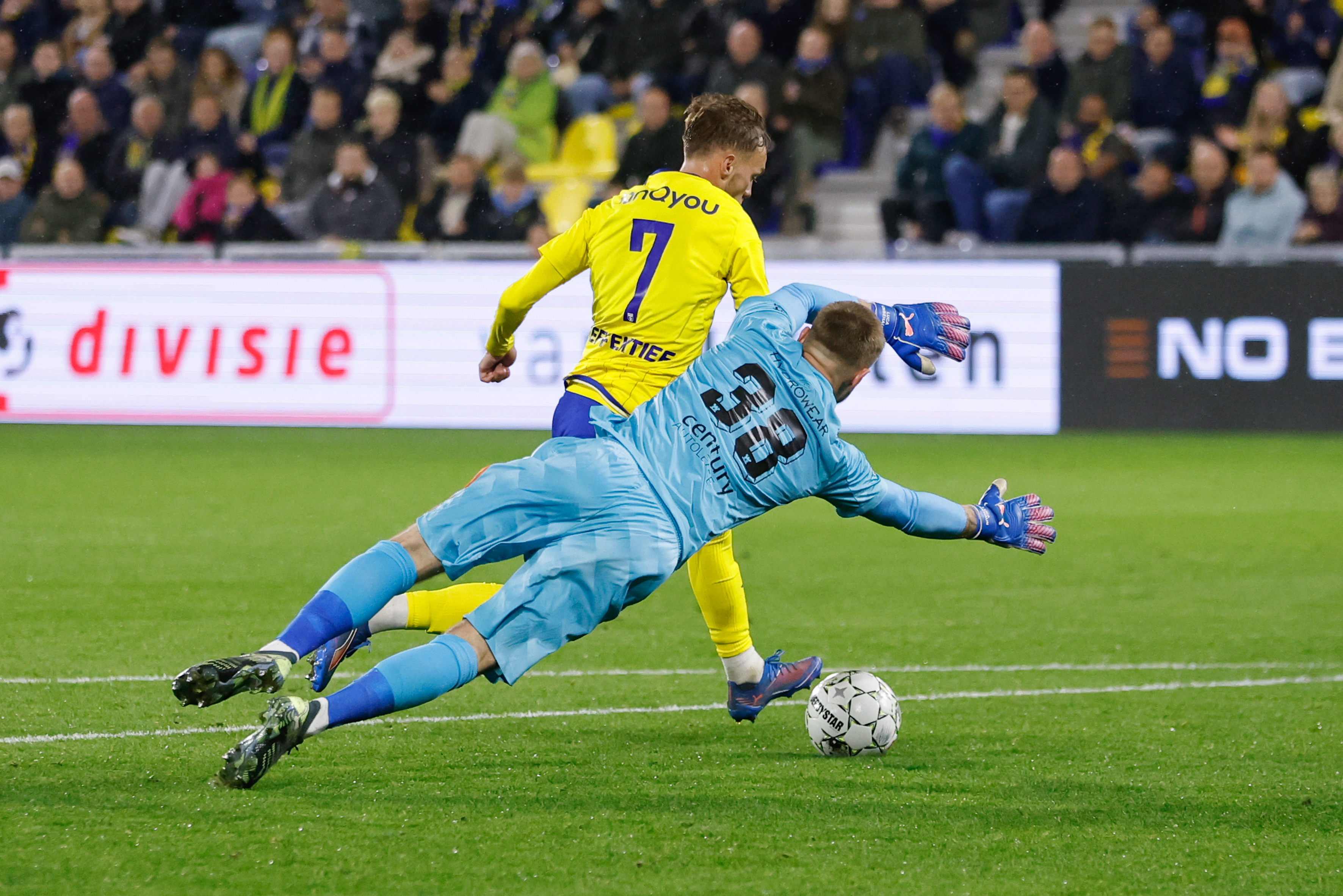Remco Balk skoart út in assist fan Thijs Jansen