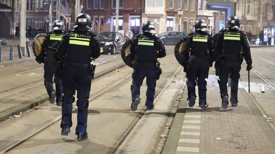 Gevangenisstraffen en boete voor geweld tegen agenten tijdens jaarwisseling Home