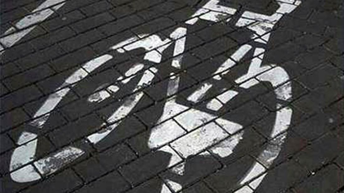 Steeds meer mensen hebben een E-bike, maar ook het aantal ongelukken met de elektrische fietsen stijgt.
