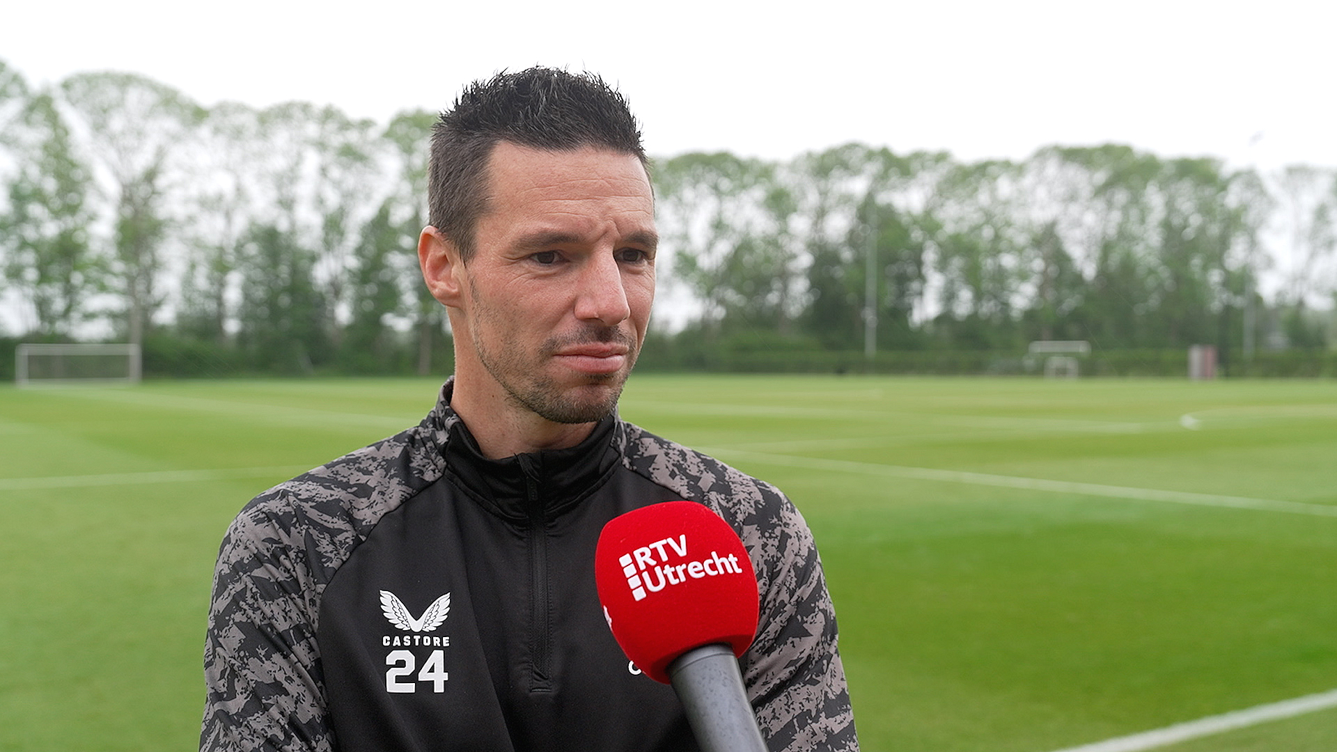 Nick Viergever moet FC Utrecht verlaten: 'Mijn kinderen zeiden dan ga je toch naar Real Madrid'