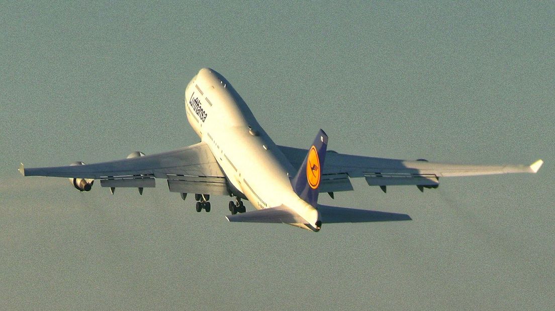 Tweede Boeing vertrokken van Airport Twente