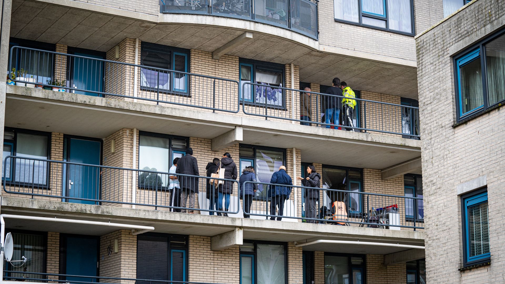 Opnieuw Tiener (16) Aangehouden Voor Explosie Op Klaarlichte Dag In ...