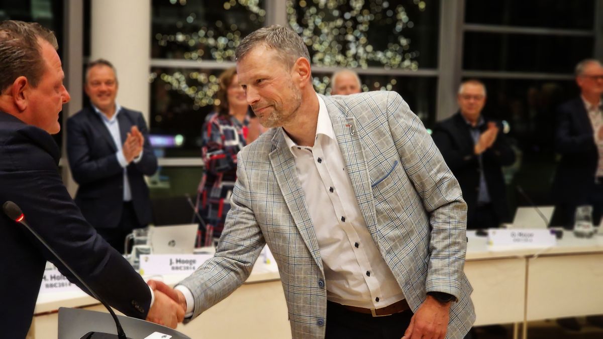Wethouder Erik Holties van Coevorden na rustperiode weer aan het werk