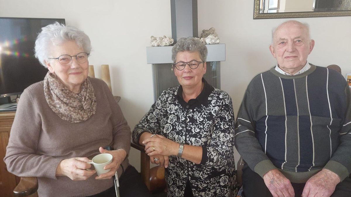Senioren uit Isidorushoeve op missie: vergeten Twentse woorden nieuw leven inblazen