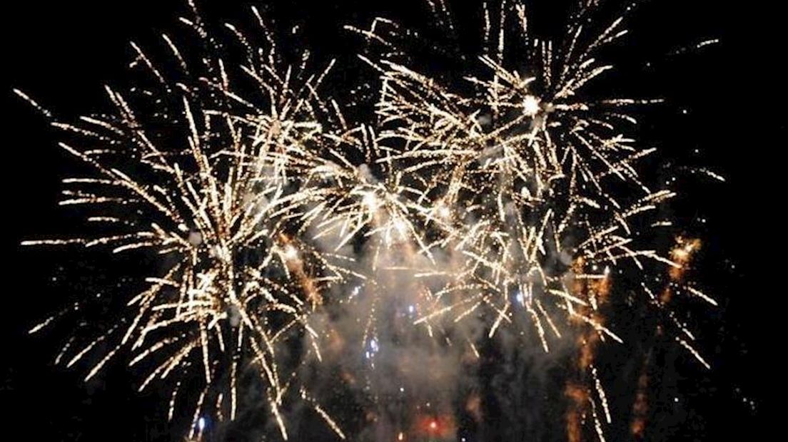 'Vuurwerk zaak van gemeenten'