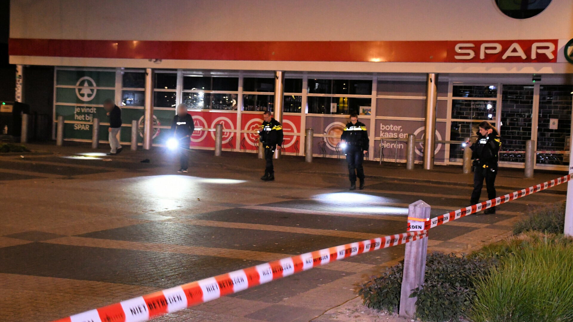 Ruzie leidt tot schietincident bij supermarkt Sluiskil: twee mannen aangehouden