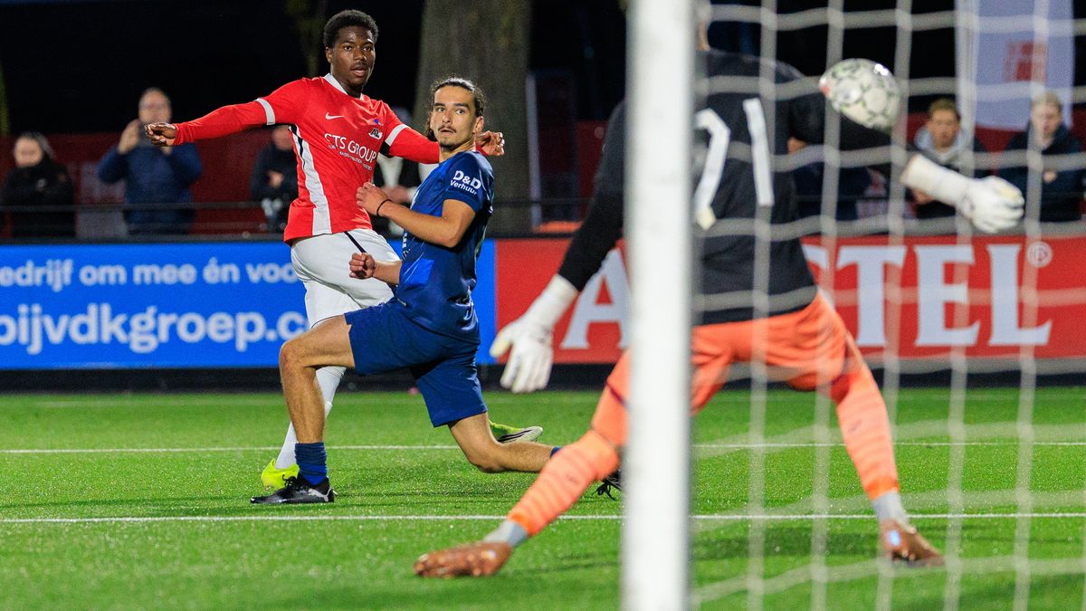 'Ik heb geen plan B': 18-jarige 'Yaya van Brunssum' kan zijn geluk niet op na debuut voor Roda JC