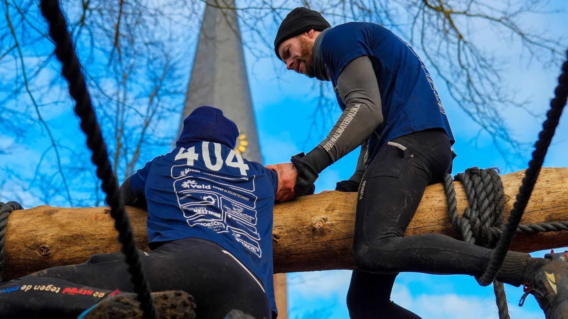 De wedstrijd van de survivalrun in Betrum is elke eerste zondag van het jaar.