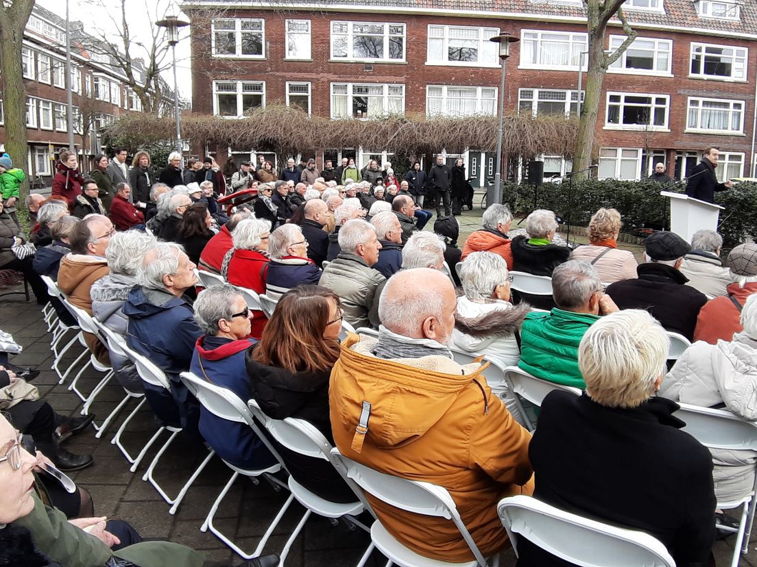 De bijeenkomst is druk bezocht.