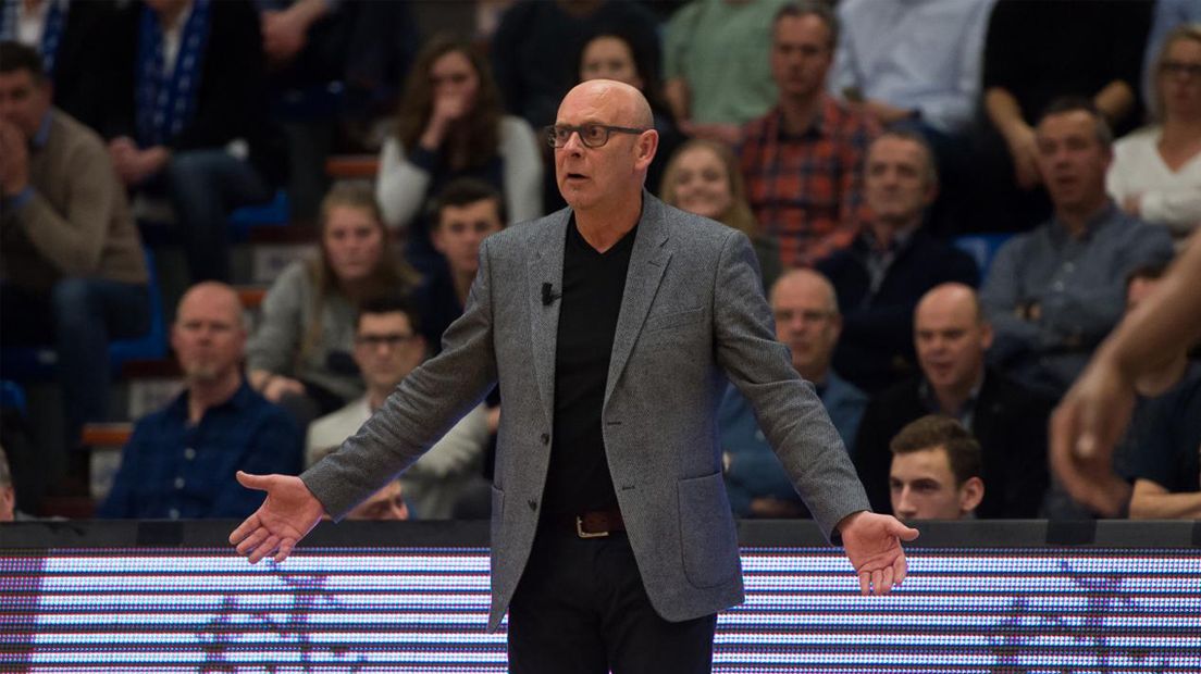 ZZ Leiden-coach Paul Vervaeck vraagt zich af wat er gebeurt