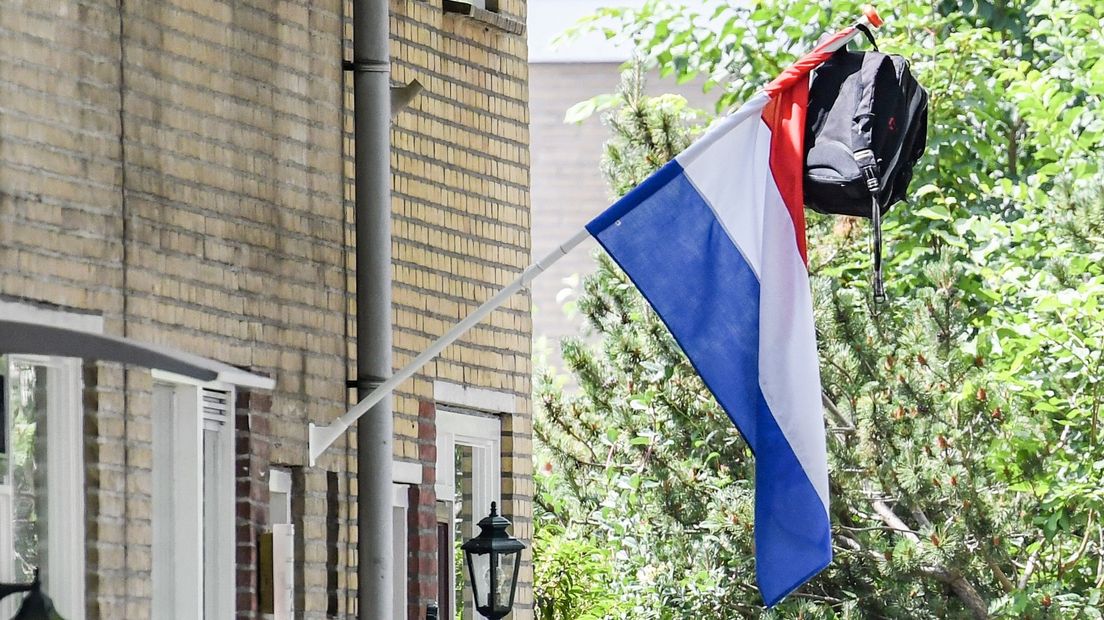 Het examen Duits mag over, kan de vlag alsnog uit?