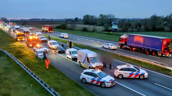 Lange file door ongeluk • keukenbrand