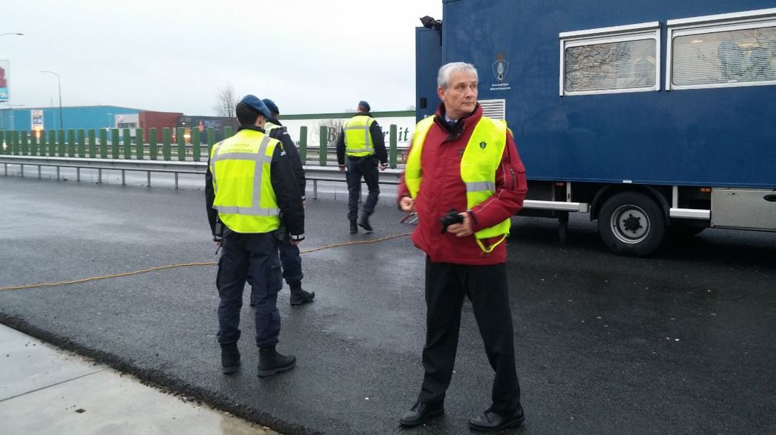 De marechaussee controleerde woensdagochtend op de A12 bij de Duitse grens.