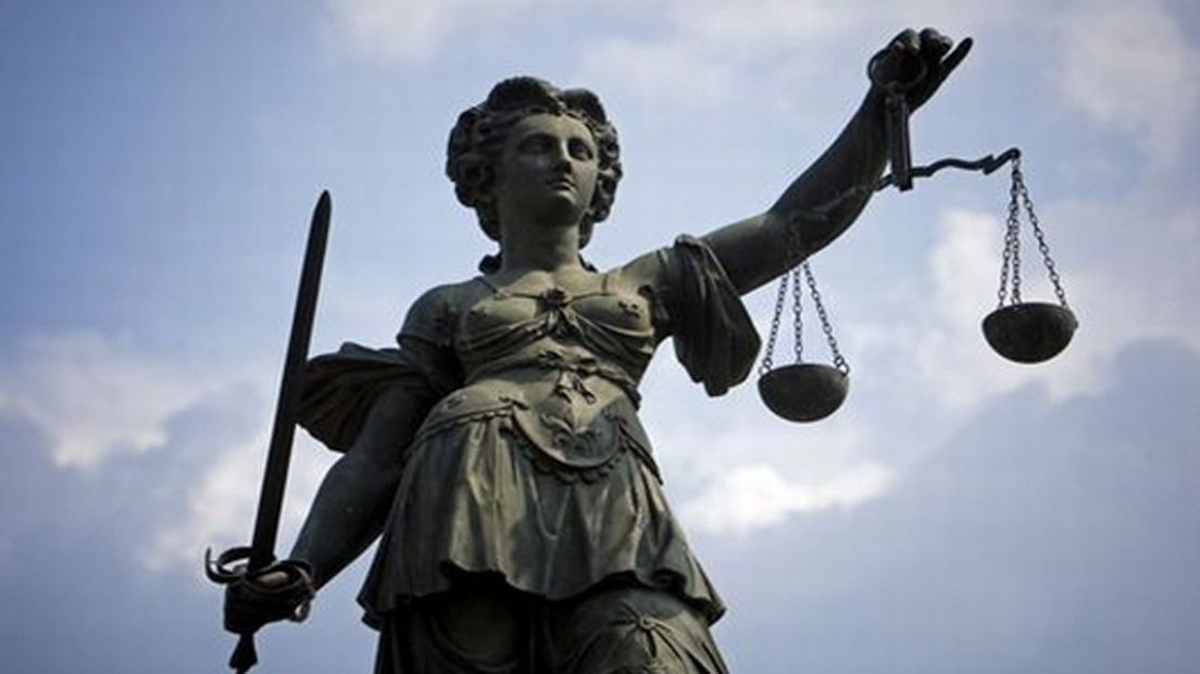 Eis justitie: vrouw uit Arnhem moet 15 maanden cel in voor mishandelen dochter