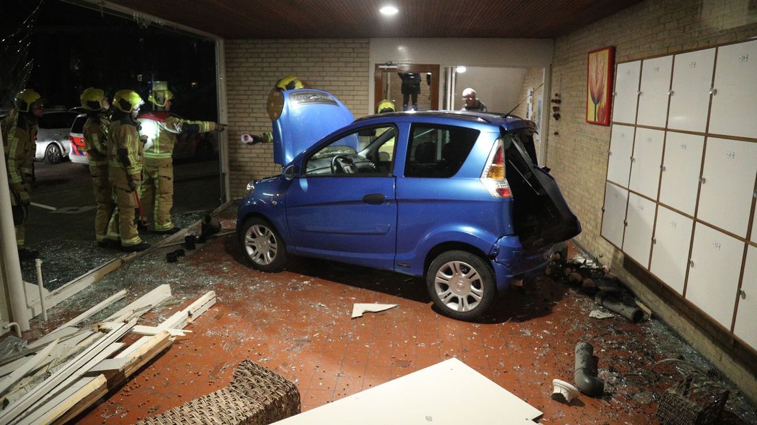 Microcar ramt gevel Leidschendam