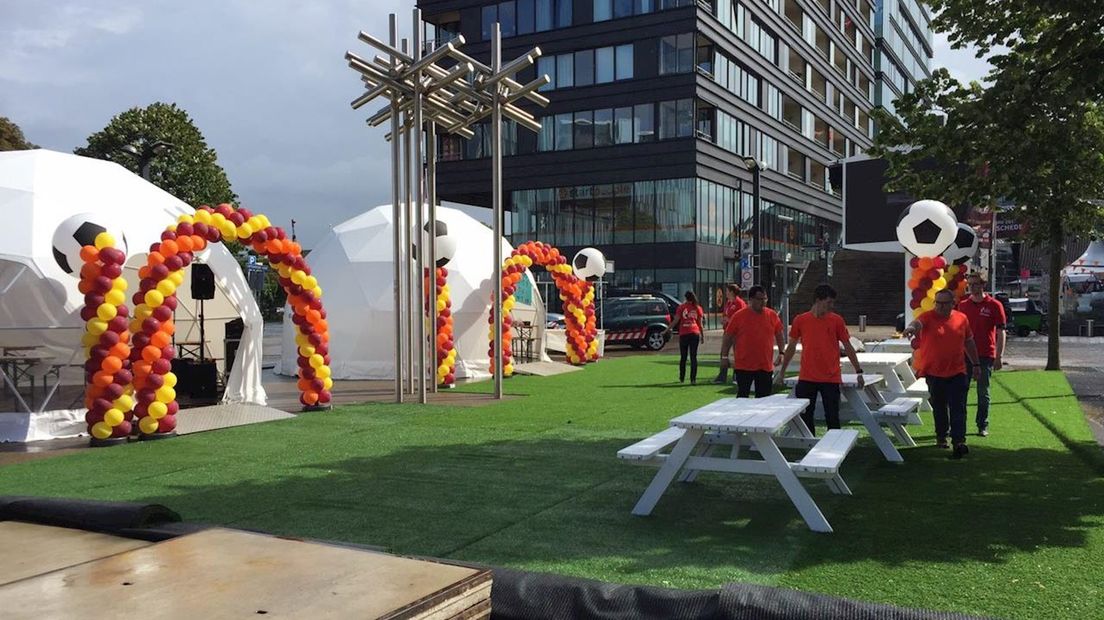 Enschede bijna klaar voor voetbalfeest