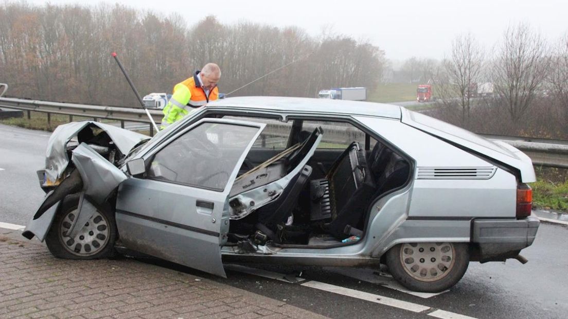 Afrit A1 Holten richting Deventer dicht door ongeluk