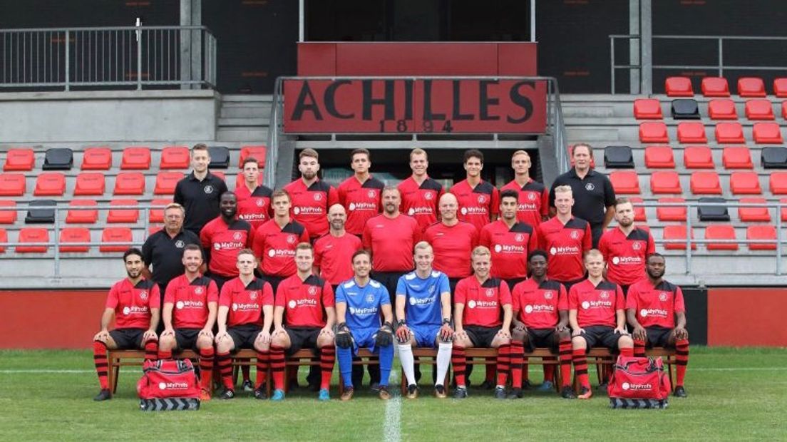 Het zondagteam van Achilles 1894 maakt het seizoen gewoon af