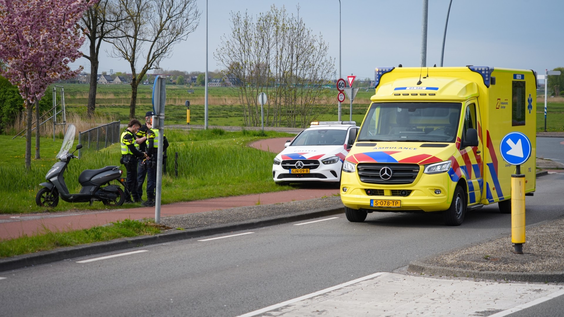 112-nieuws: Scooterrijder onderuit in Hoogkerk • Ongeluk in stadswijk Lewenborg