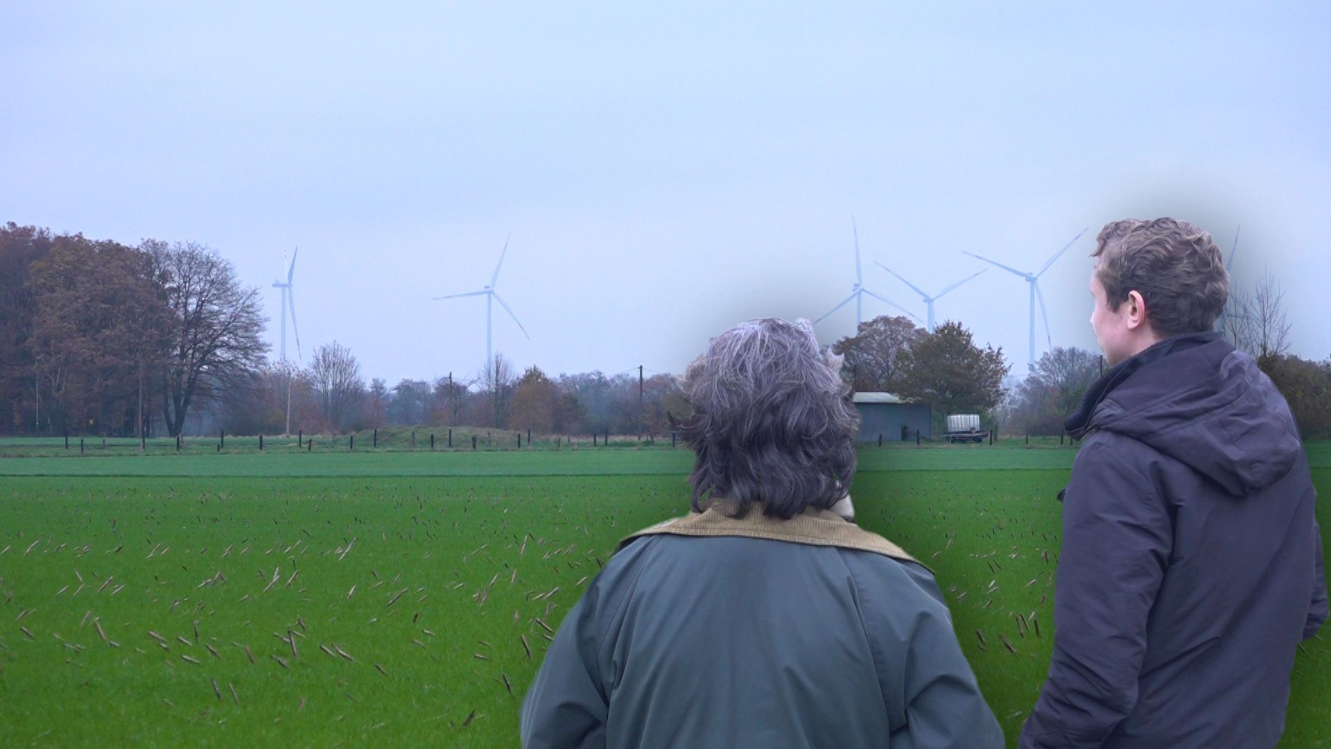 Inwoners van Ratum zijn verbijsterd: Duitse windmolens vlak bij hun huizen