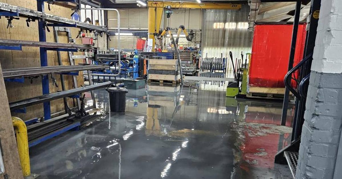 Wateroverlast in Uithuizen door regen: 'Het kwam vanuit de wc's omhoog