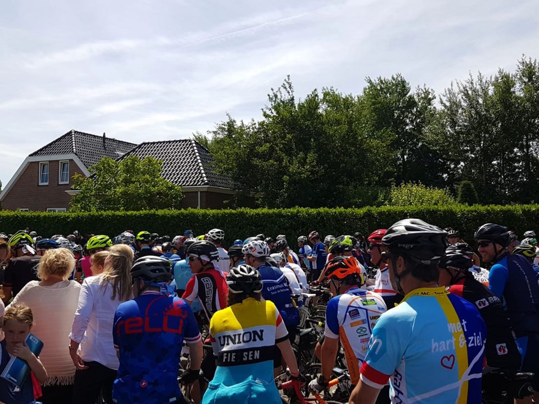 Ongeveer 2700 mensen doen mee met de Tour de Rotterdam