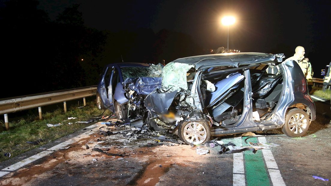 Drie doden en een zwaargewonde bij ongeluk N36 Vriezenveen