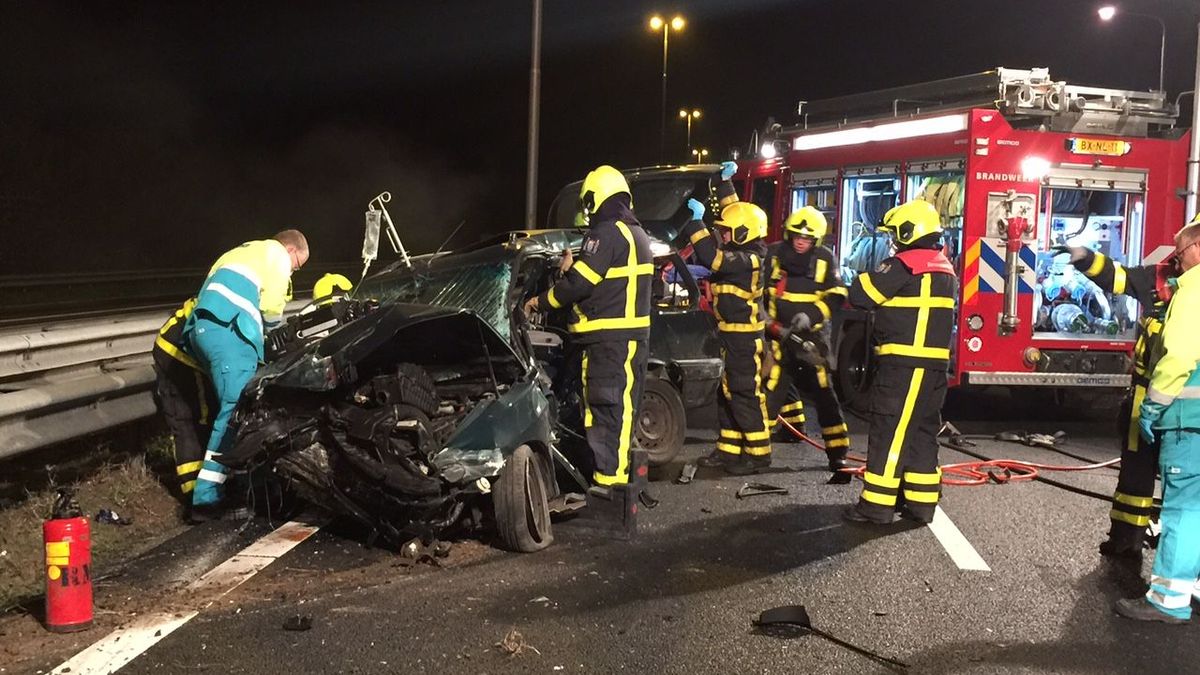 A2 bij Roosteren weer vrij na ernstig ongeval