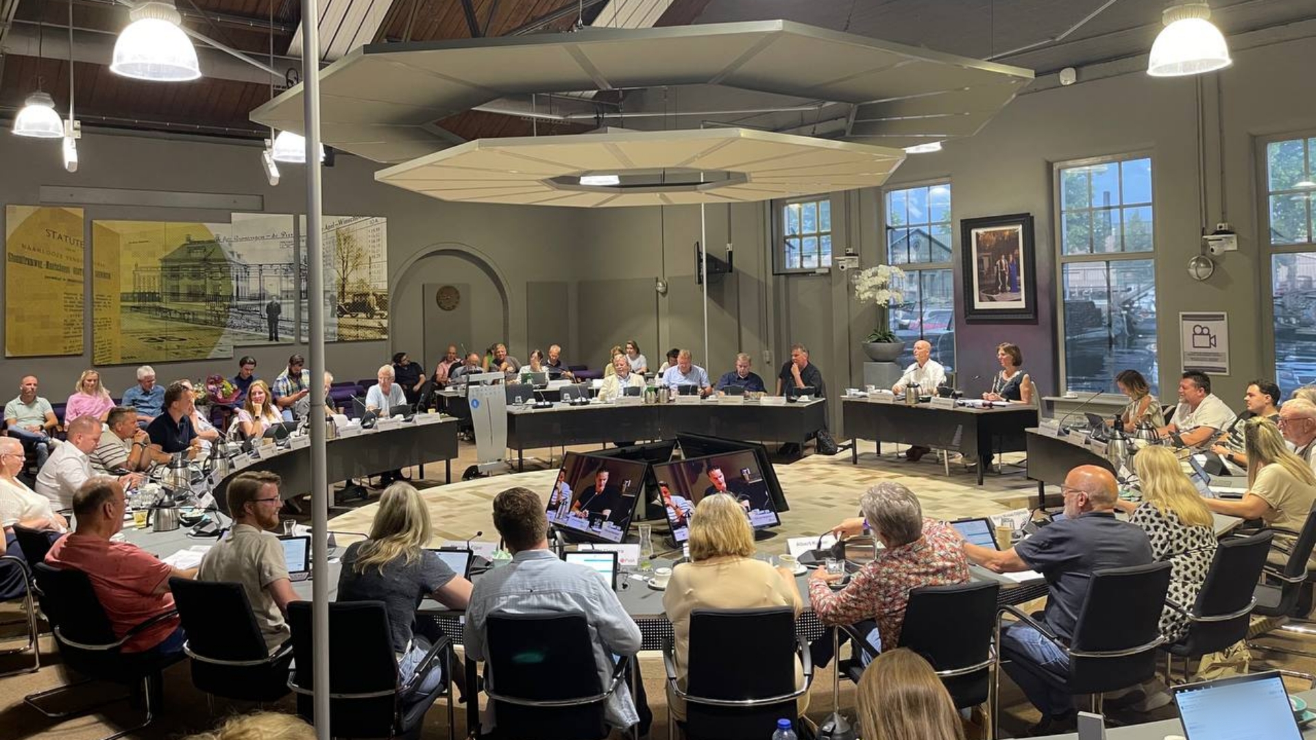 Deel oppositie voelt zich genegeerd in Oldambt: ‘Overgeleverd aan kerk en kapitaal’