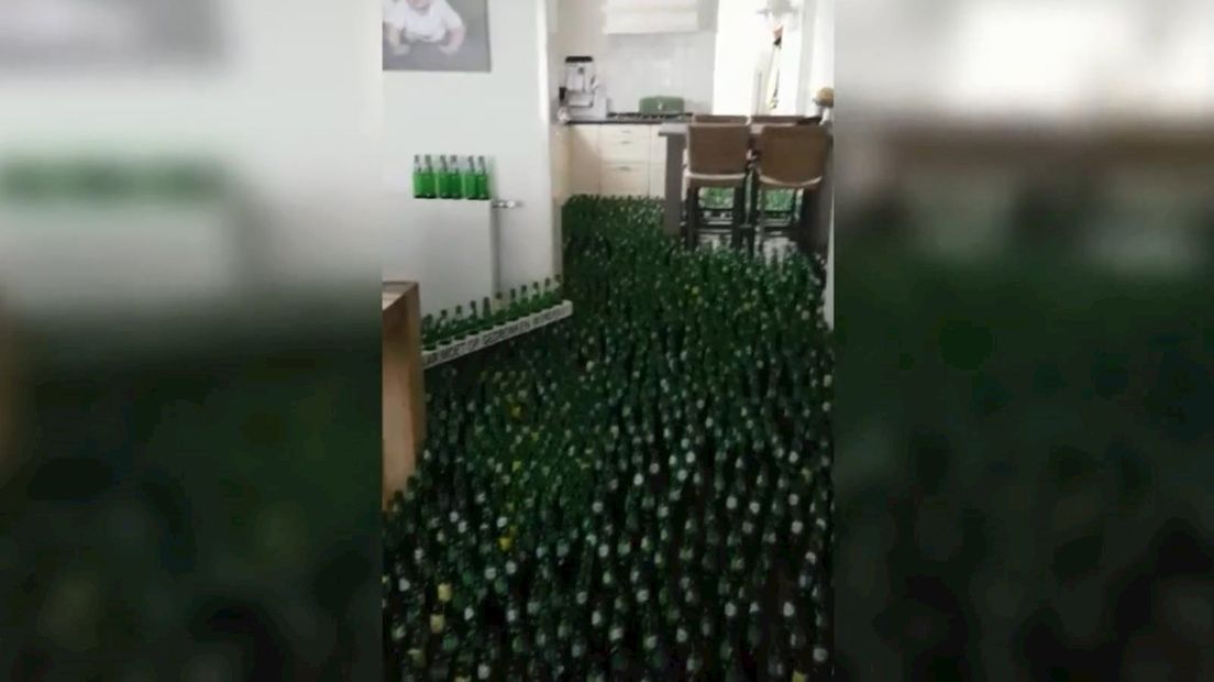 Er stonden 'enkele' flesjes in de woonkamer...