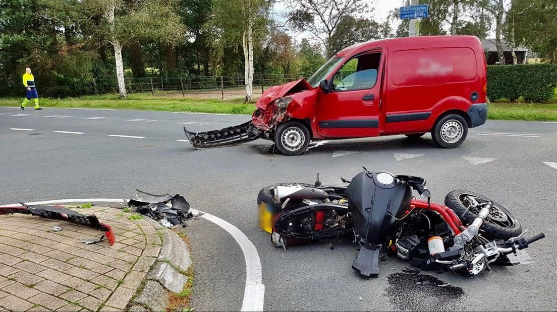 Motorrijder zwaargewond bij ongeluk in Langeveen